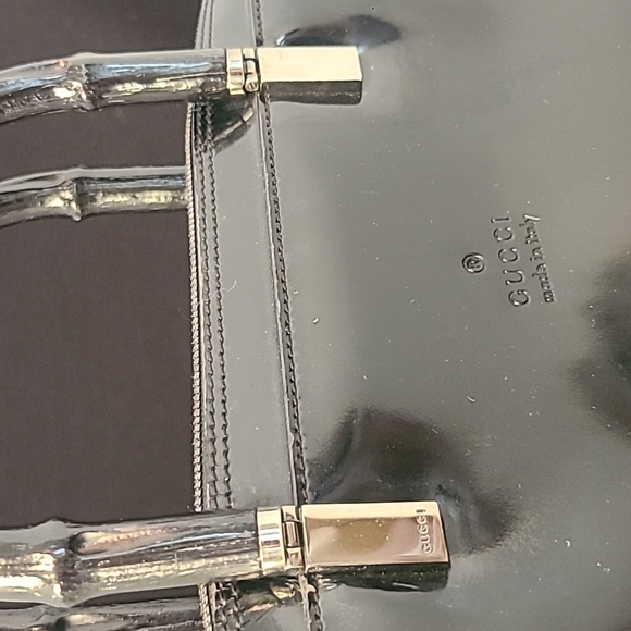 GUCCI VINTAGE BAMBOO HANDLE BLACK PATENT LEATHER HANDBAG SILVER HARDWARE - Picture 15 of 17